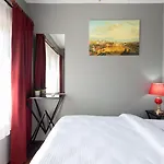 Grand Bright Отель 3*