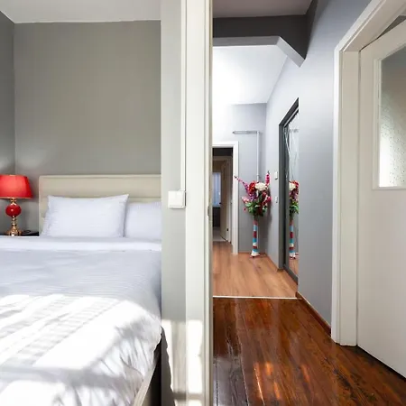 Grand Bright Szálloda 3*